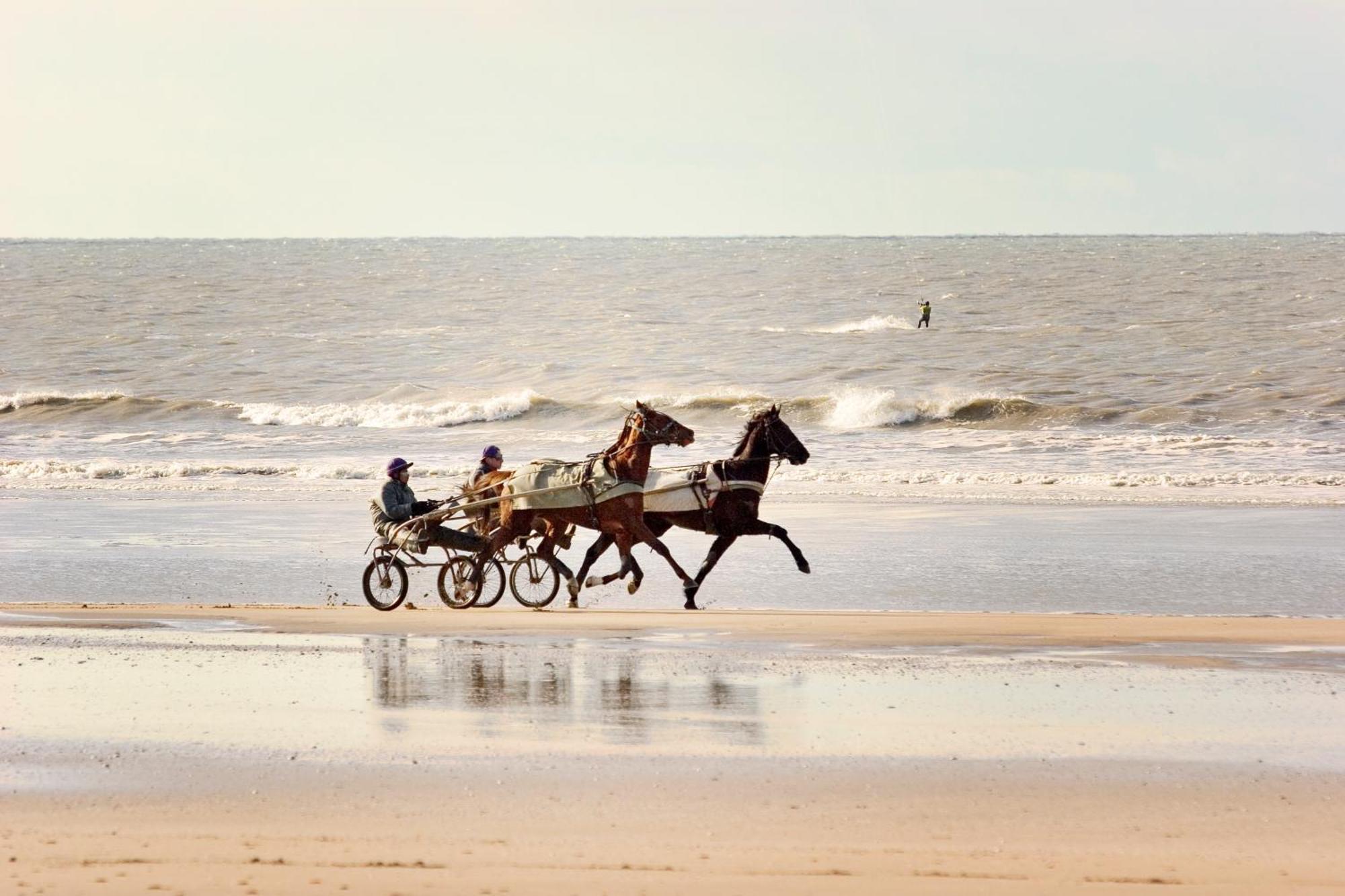 Ibis Budget Cabourg Dives Sur Mer Bagian luar foto